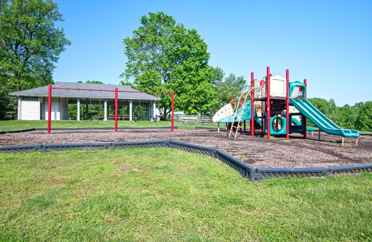 Barren River Lake State Resort Park Лукас Экстерьер фото